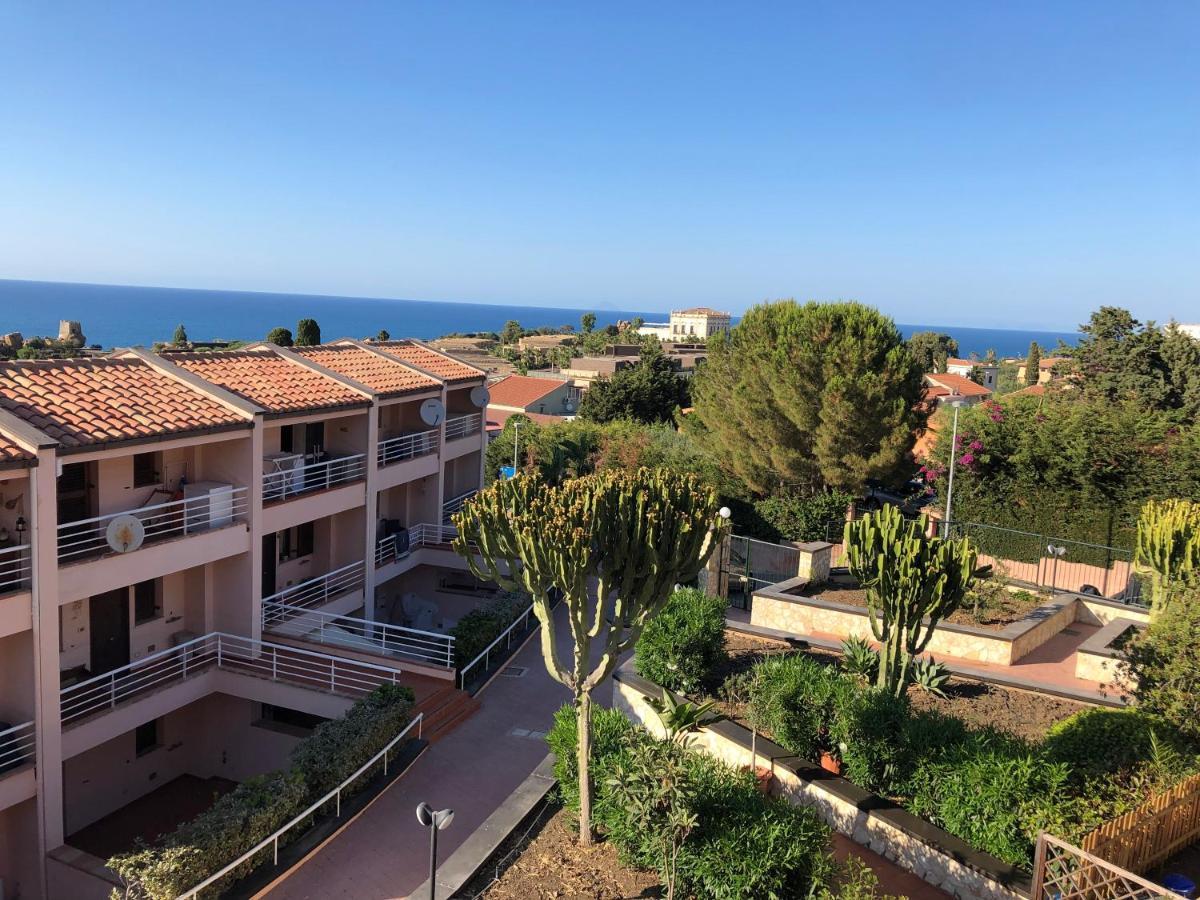 La Dimora Delle Begonie Apartamento Cefalù Exterior foto